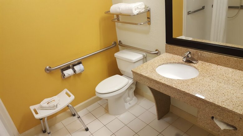 Hotel Quality Inn & Suites Near The Theme Parks