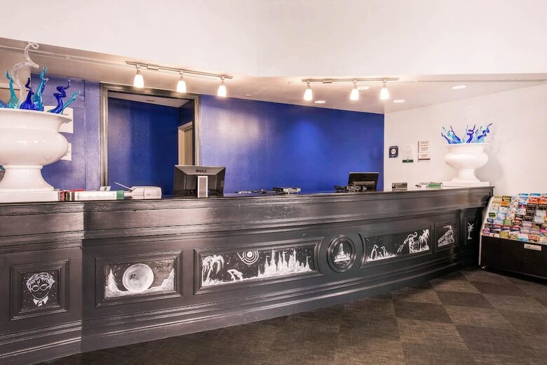 Hotel Quality Inn & Suites Near The Theme Parks