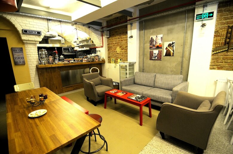 Hotel Taksim Safe House