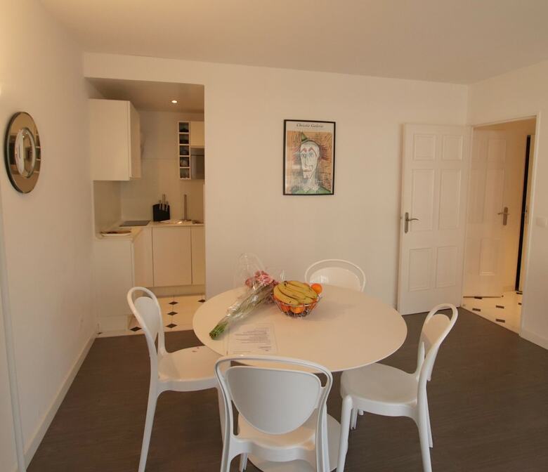 Apartamentos Happy Few - La Cigalusa