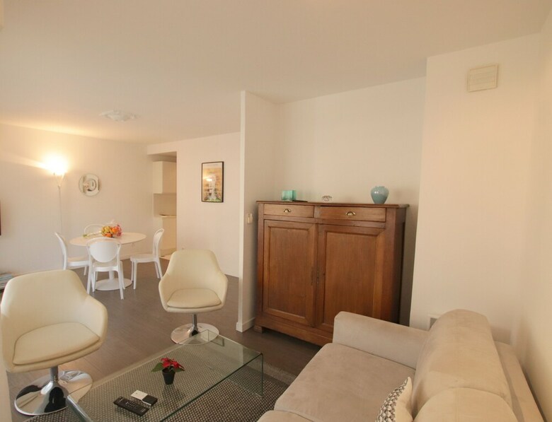 Apartamentos Happy Few - La Cigalusa