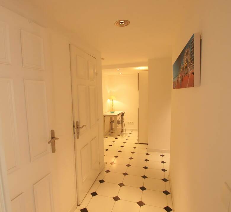 Apartamentos Happy Few - La Cigalusa