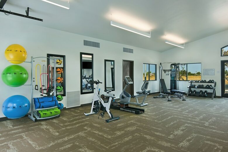 Hotel Oxford Suites Sonoma County