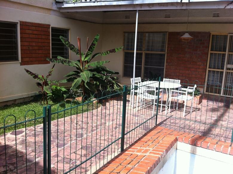 Hotel Kuku Royal Lodge