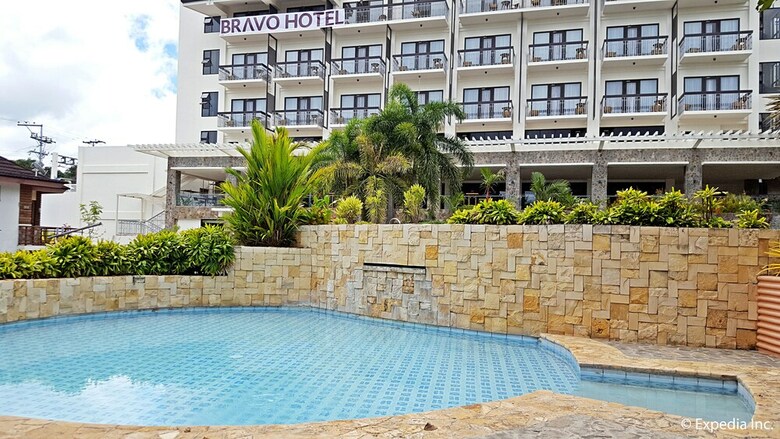 Apartamento Bravo Hotel And Resorts