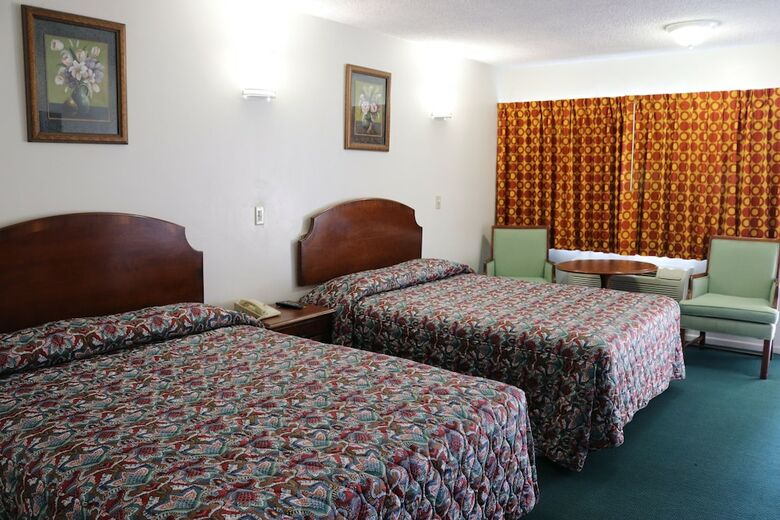 Motel Fullerton Lodge