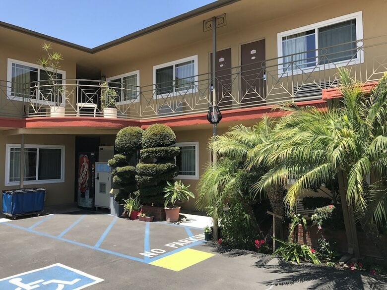 Motel Fullerton Lodge