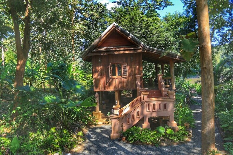 Mahout Hotel