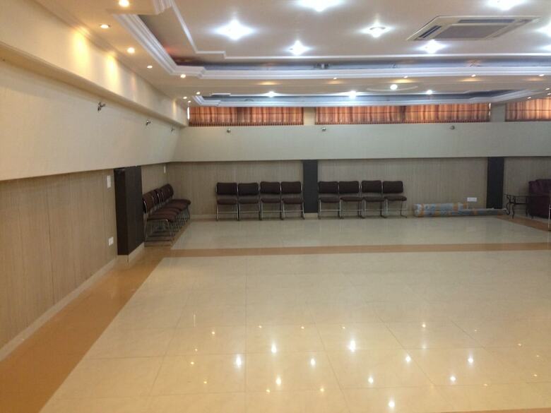 Hotel Lloyd Residency
