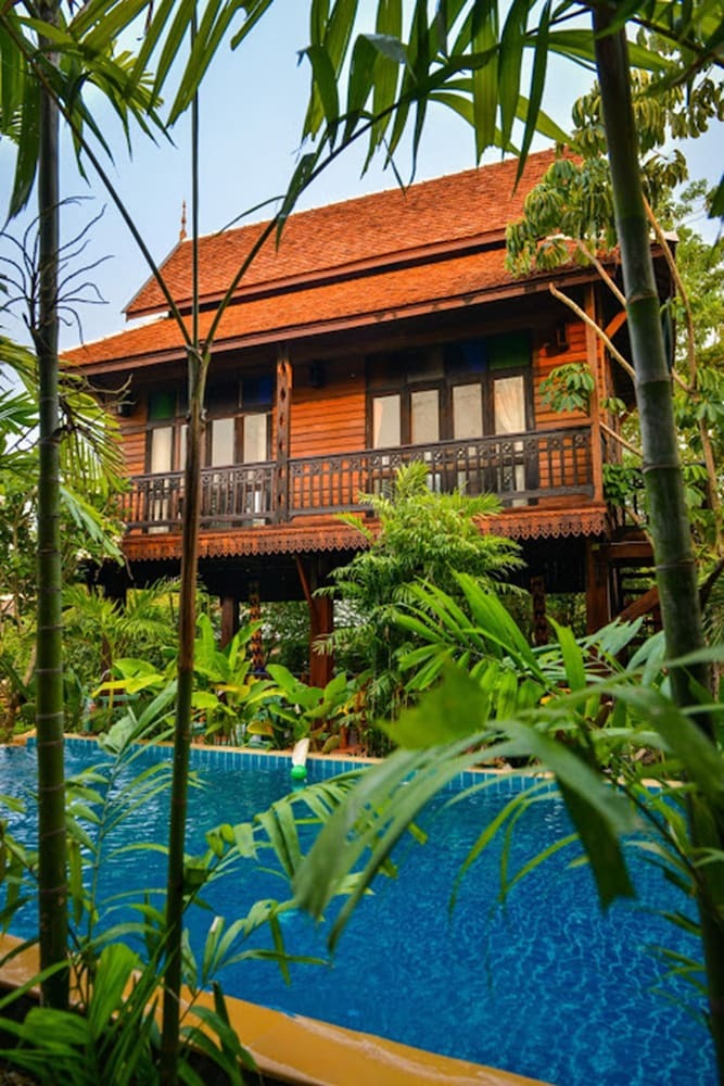 Hotel Hongkhao Village