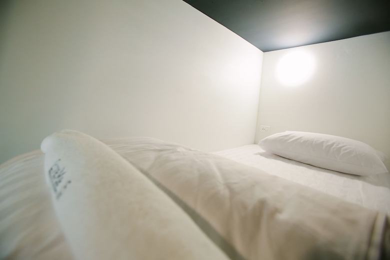 Hostal Give Me 5 Hostel