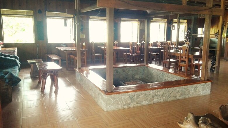 Hotel Native Village Inn
