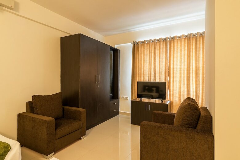 Treebo Trip Hotel Worldtree