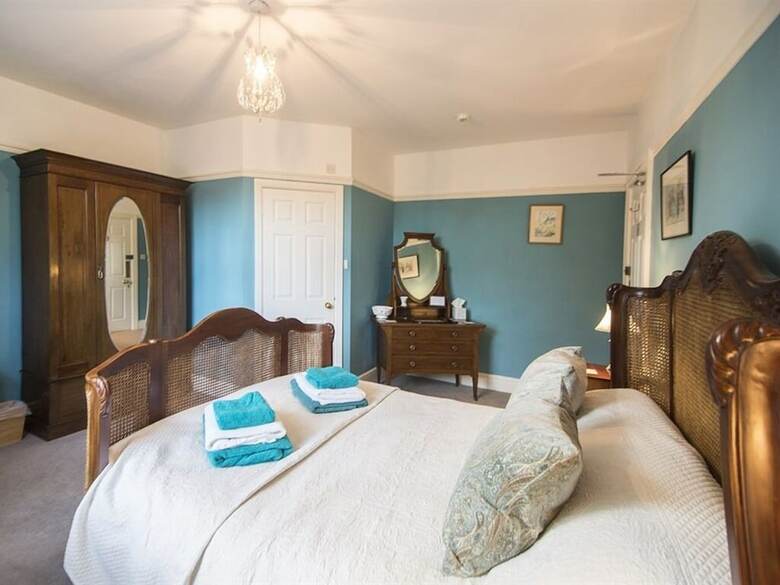 Bed & Breakfast No. 21 Guest Accommodation