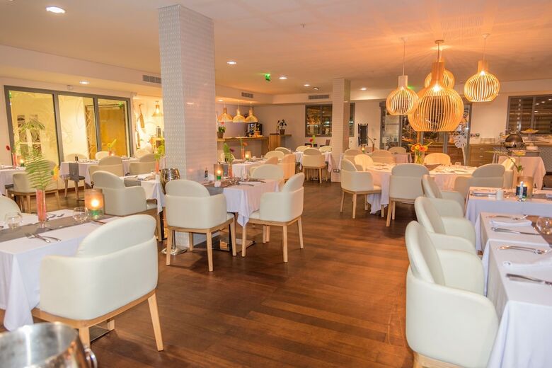 Hotel Le Battant Des Lames