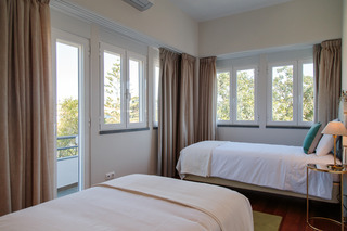 Charming Estoril Guesthouse B&B