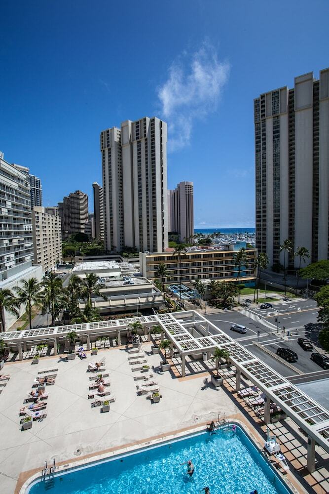 Ala Moana Hotel By Airpads
