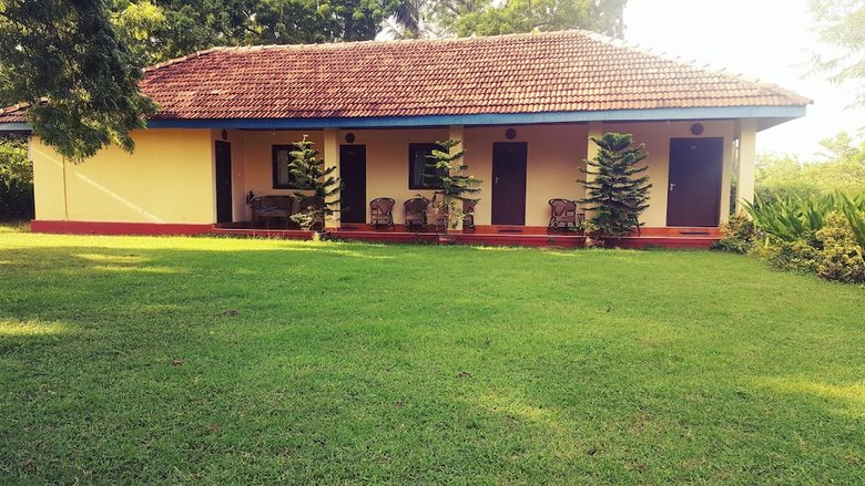Nilaveli Crystal Blue Hotel