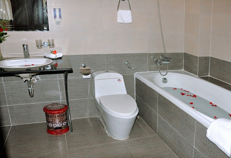 Thai Binh Hotel 2