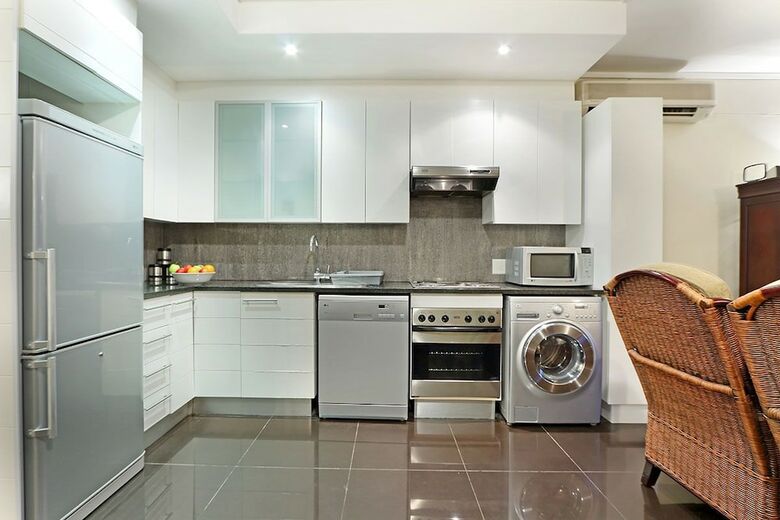 Adderley Apartments