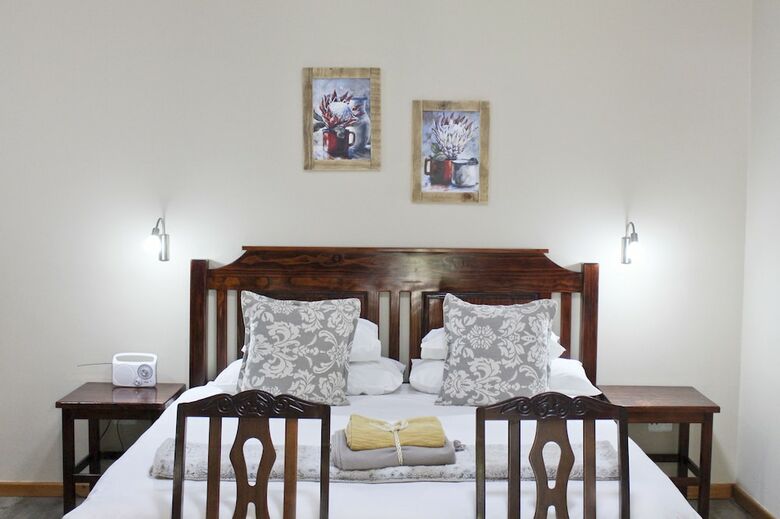 Hotel 17 On Bird Guest House