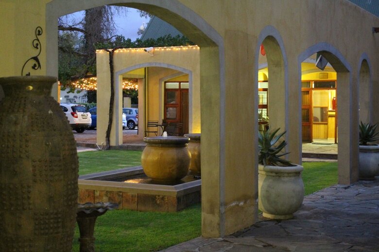 Hotel 17 On Bird Guest House