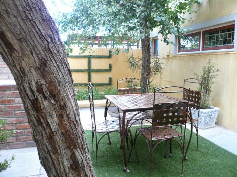 Hotel 17 On Bird Guest House