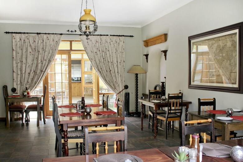 Hotel 17 On Bird Guest House