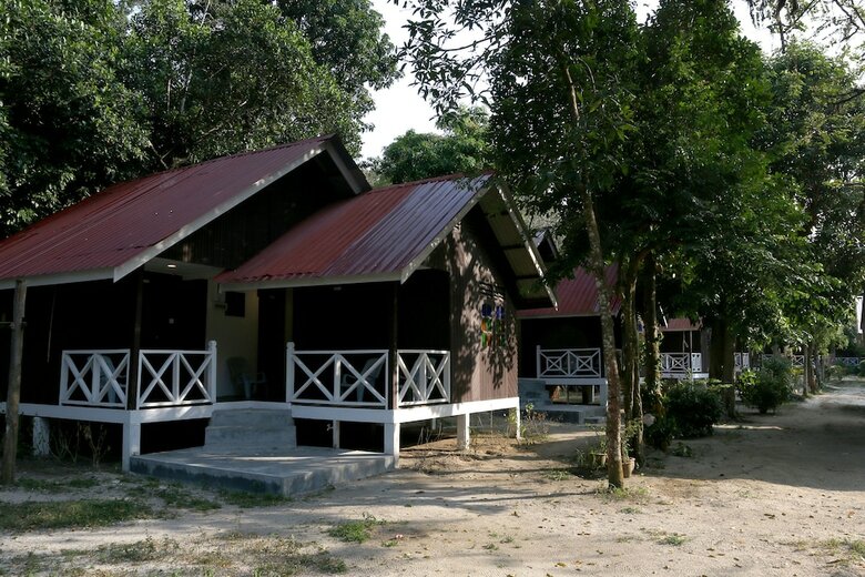 Hotel The Barat Perhentian Beach Resort