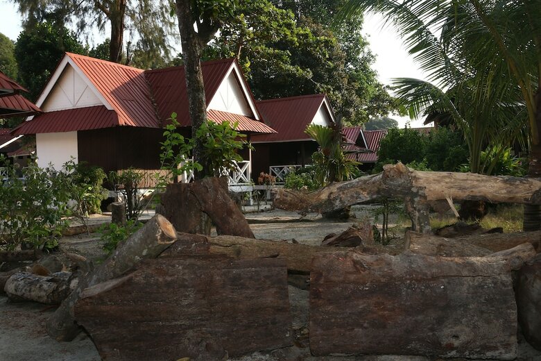 Hotel The Barat Perhentian Beach Resort