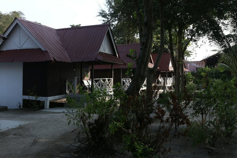 Hotel The Barat Perhentian Beach Resort