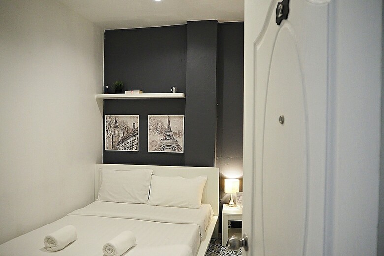 Hostal Chino Town Gallery Hostel