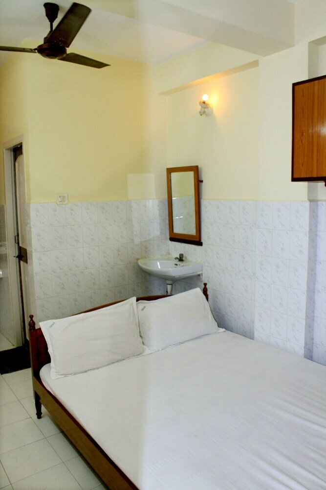 Hotel Thangam Balaji Guest House