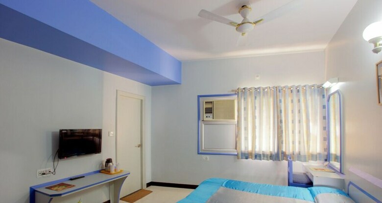 Hotel Ashish Palace