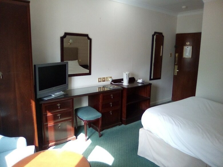 Hotel Cherry Park Hall