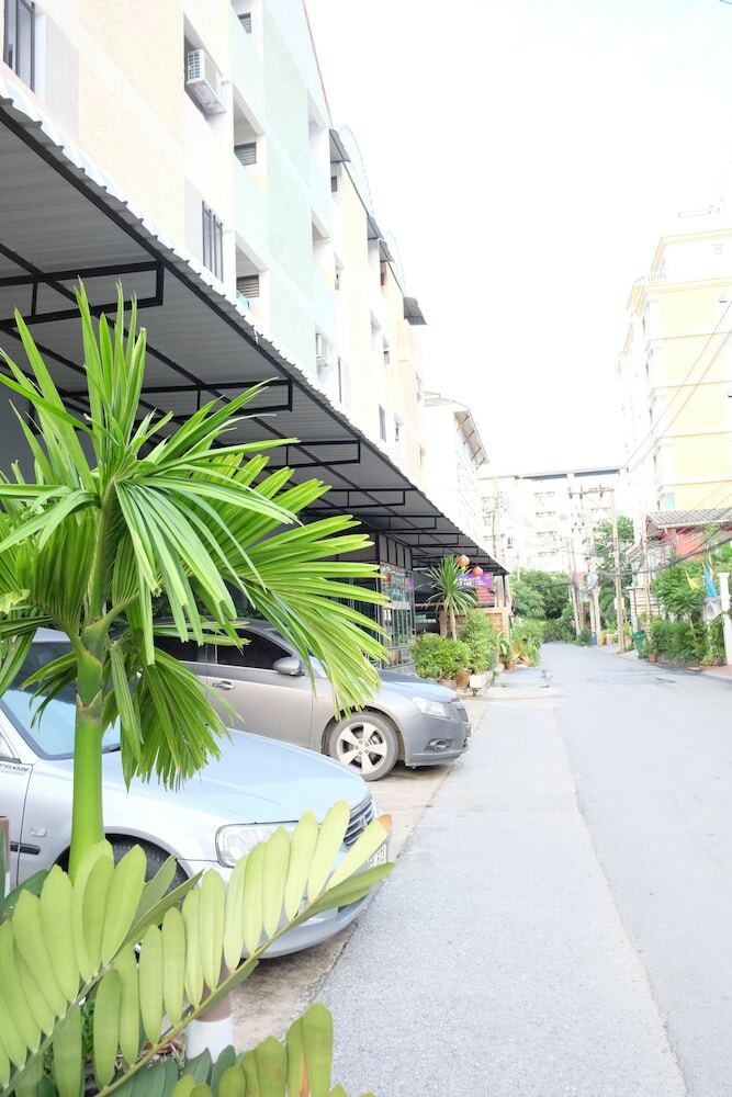 Hotel Area 69 Don Muang Maison