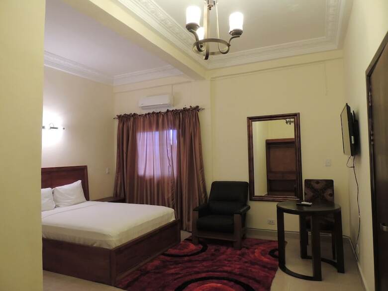 Bella Casa Hotel