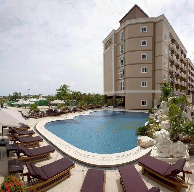 Hotel Lk Grand Living Place