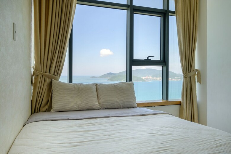 Sunrise Ocean View Apartment