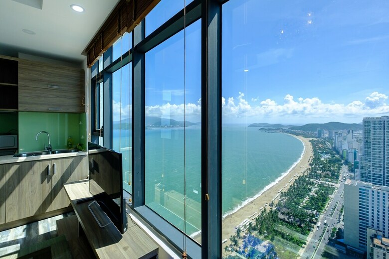 Sunrise Ocean View Apartment