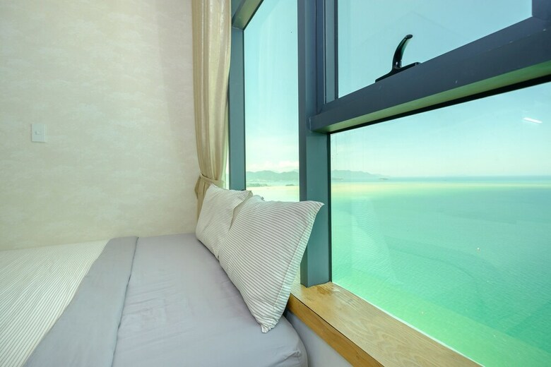 Sunrise Ocean View Apartment