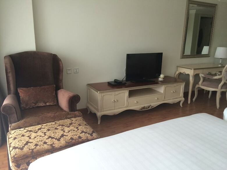 Hotel Lk Noble Suite