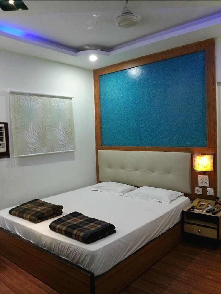Hotel Akash Ganga
