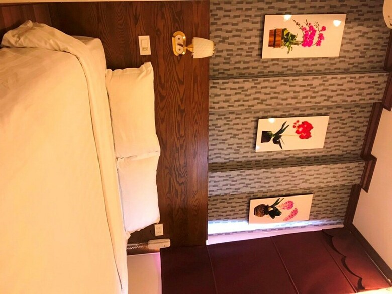 West Lake Home Hotel & Spa