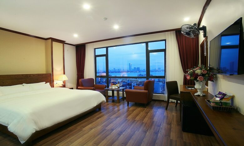 West Lake Home Hotel & Spa