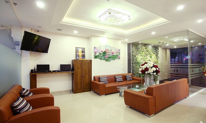 West Lake Home Hotel & Spa