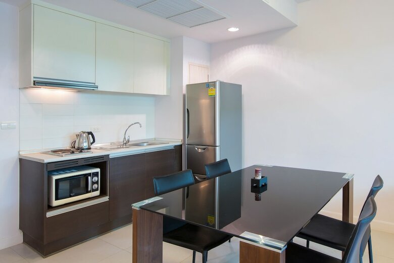 Baan Sanpluem Beachfront Condominium