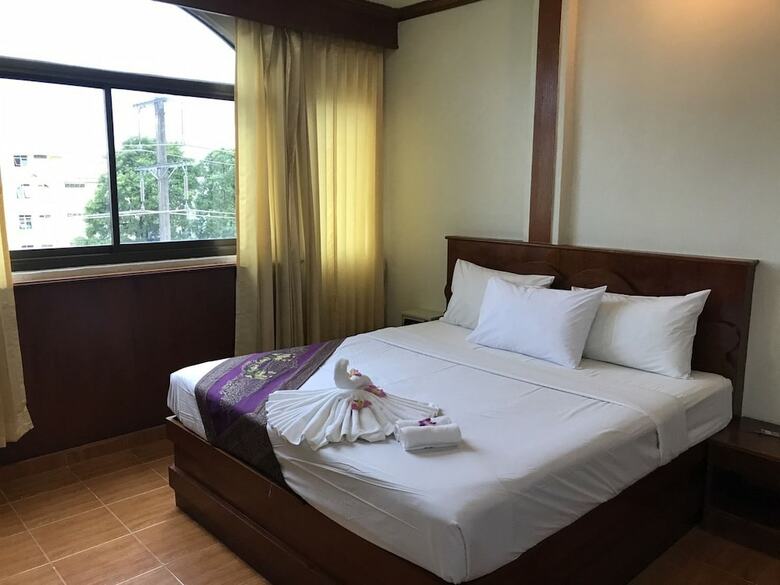 Hotel Patong Sub Inn