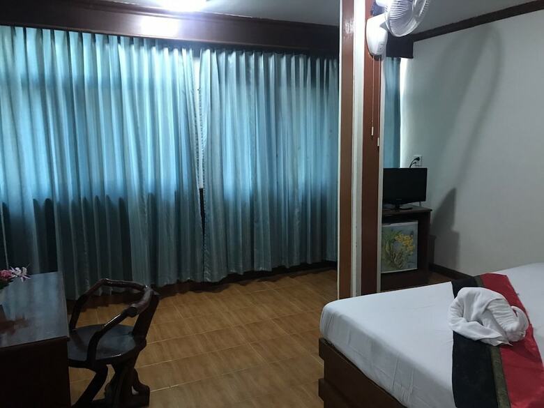 Hotel Patong Sub Inn