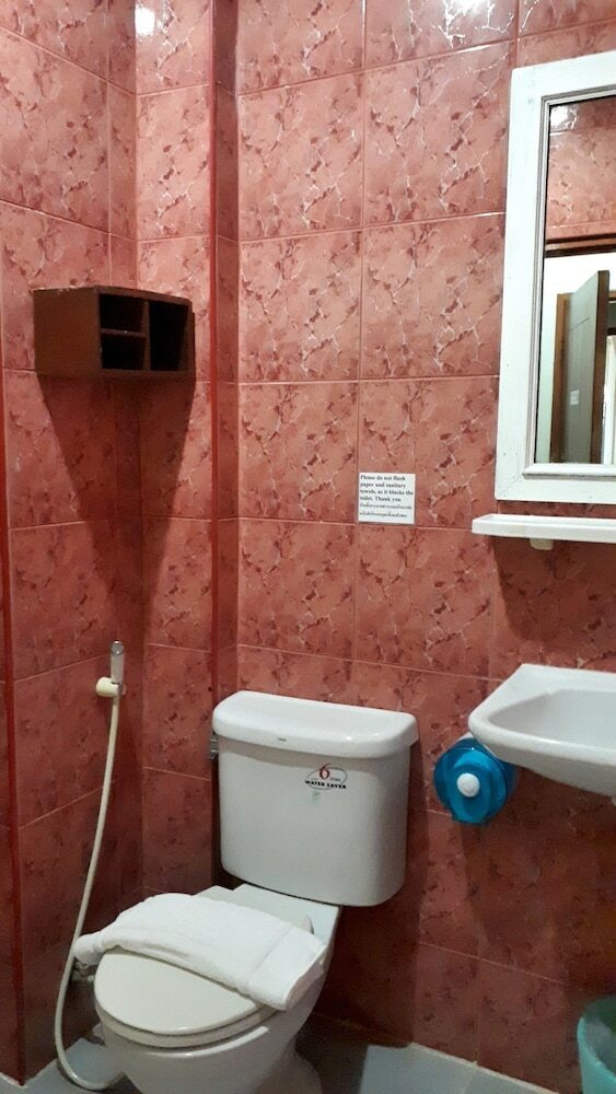 Hotel Patong Sub Inn